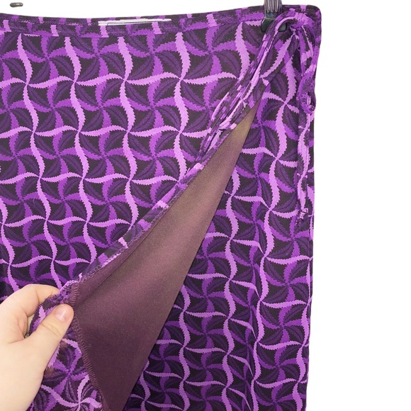 Vintage 90s Groovy Retro Printed Tulip Hem Boho Lightweight Wrap Skirt Purple  M - Picture 3 of 7